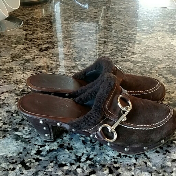 Clogs - Picture 1 of 4